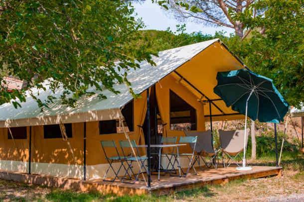 Camping Onlycamp Les Tuilleres Vercheny Extérieur photo