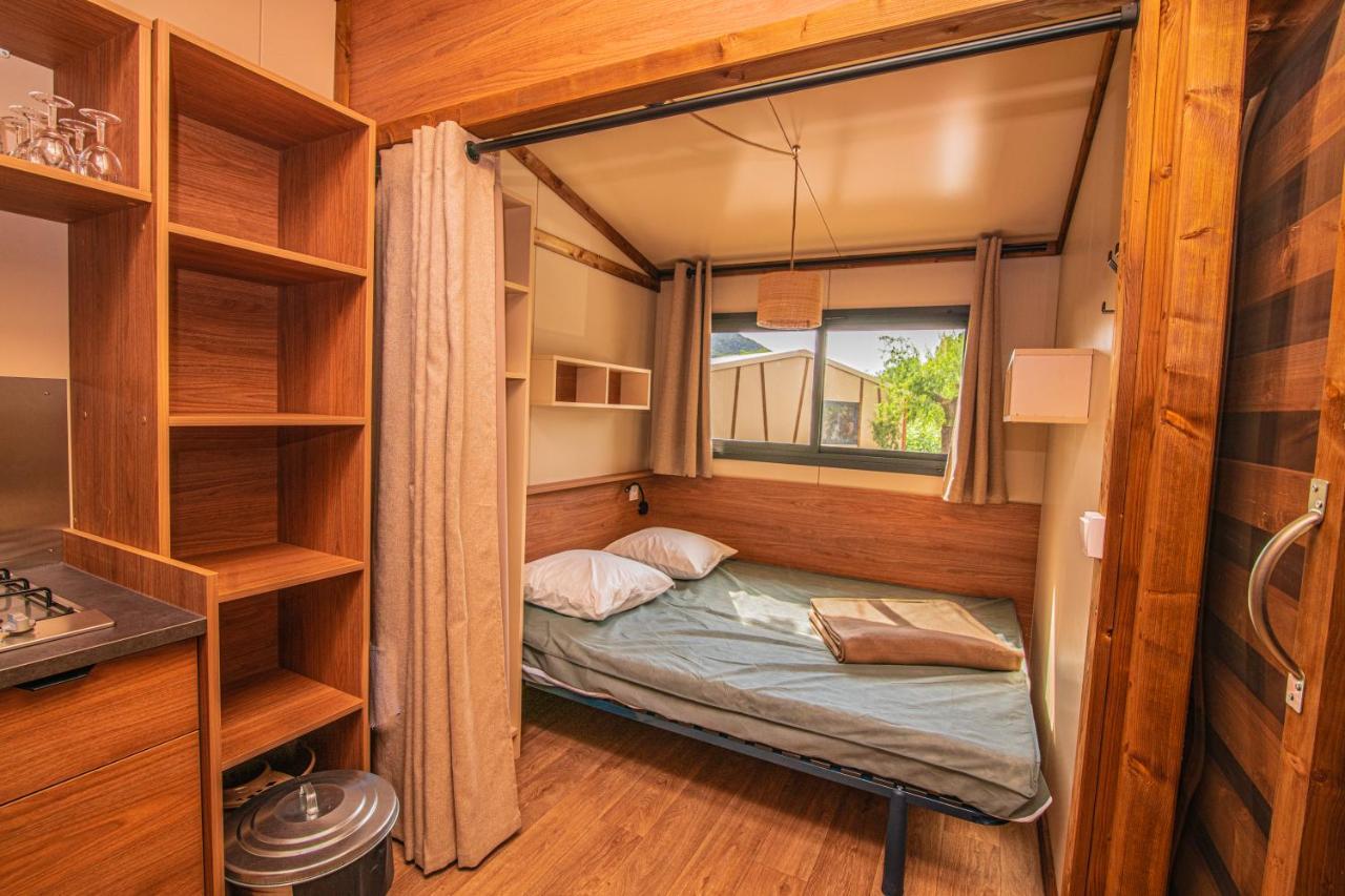 Camping Onlycamp Les Tuilleres Vercheny Extérieur photo